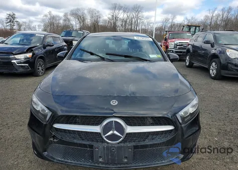 2019 Mercedes-Benz A 220 4Matic z USA, uszkodzony, nr VIN WDD3G4FB7KW024276